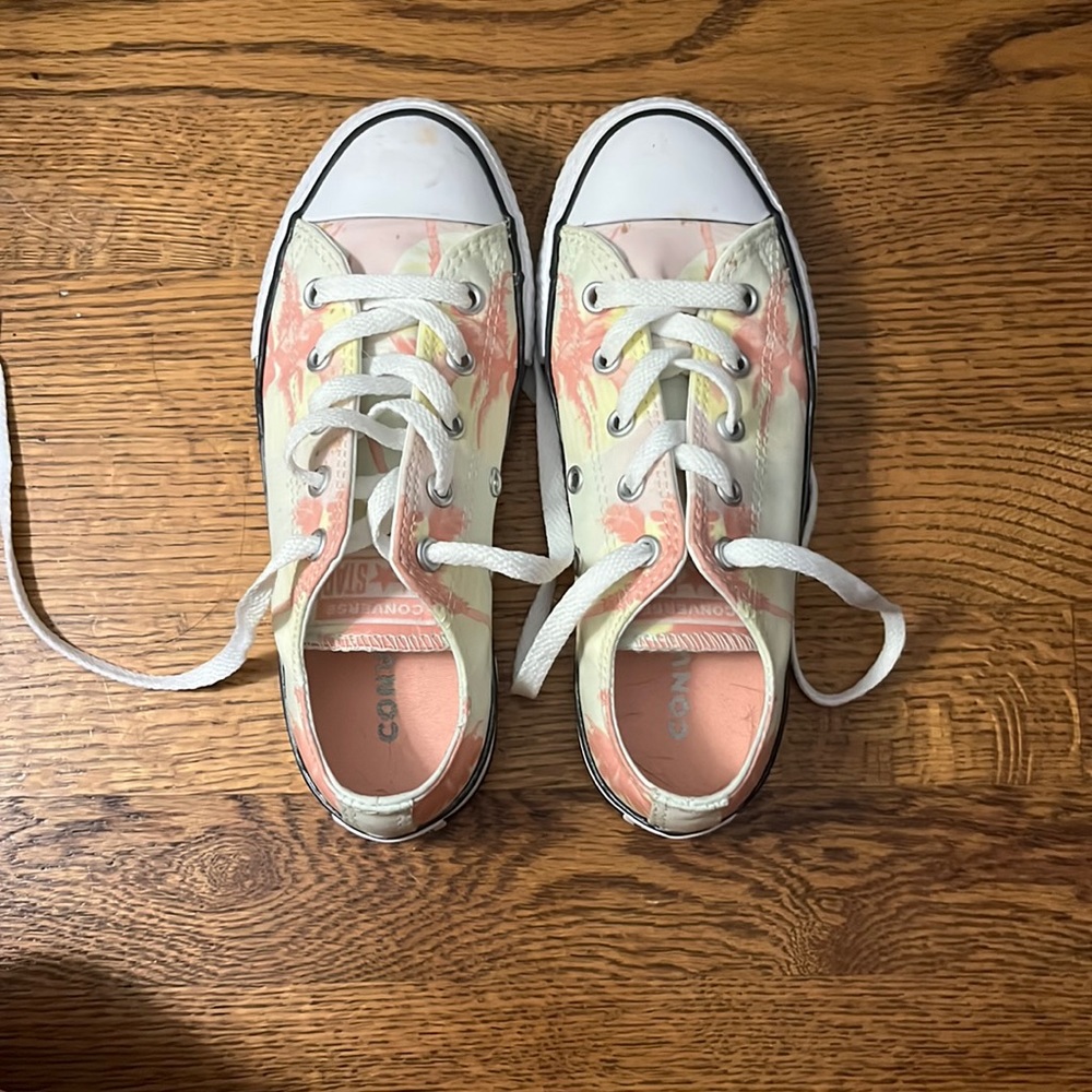 Super cute converse!!!